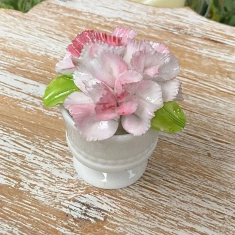 Crown Staffordshire Flower Posy Vintage English posy; sweet must see